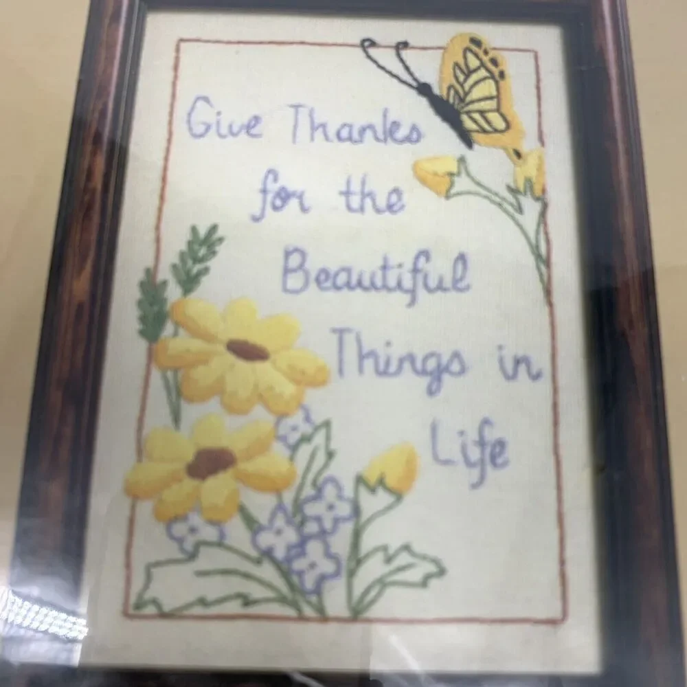 Vintage Wonder Art Beautiful Things 5203 Needlecraft stitchery Picture butterfly